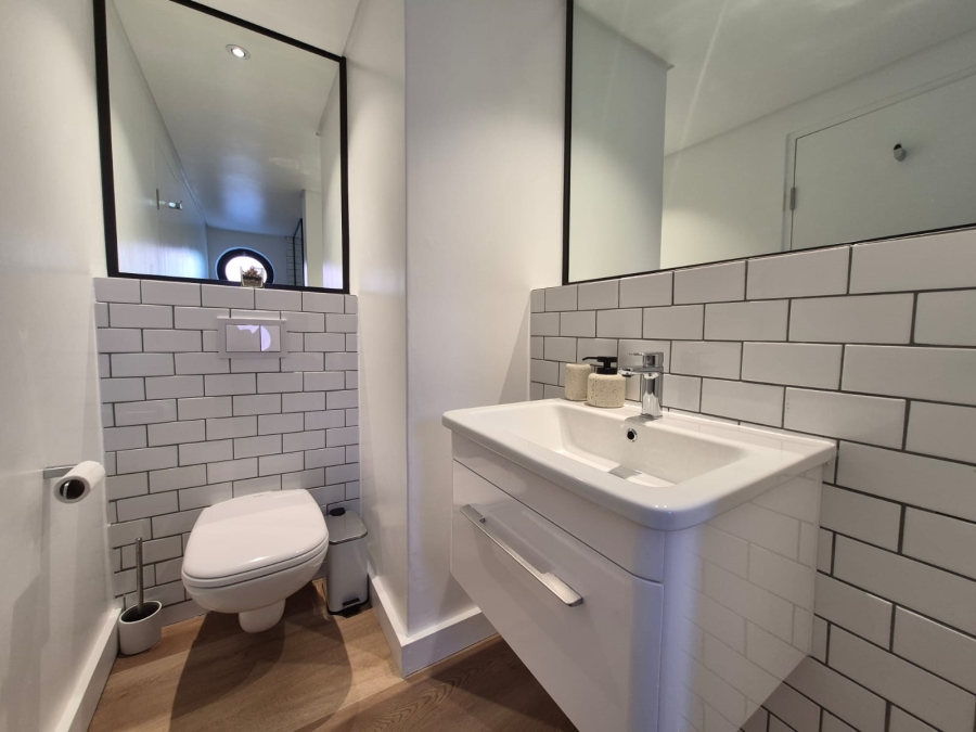 To Let 2 Bedroom Property for Rent in Claremont Western Cape